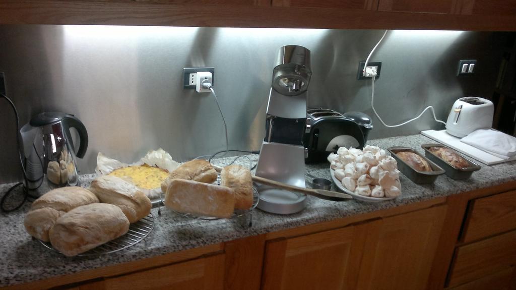 By The Lemon Tree (Adults Only) Bed and Breakfast Amman Exteriör bild
