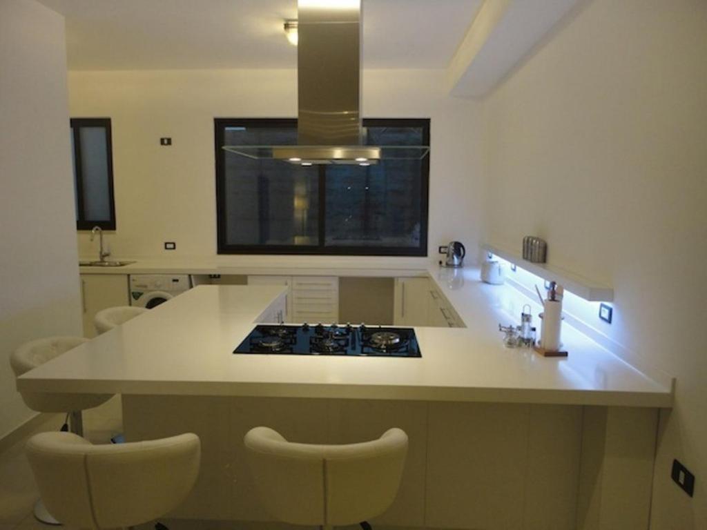 By The Lemon Tree (Adults Only) Bed and Breakfast Amman Exteriör bild